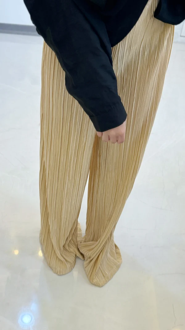 شلوار پلیسه